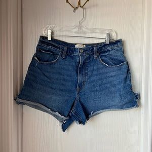 Abercrombie Curve Love Jean shorts
